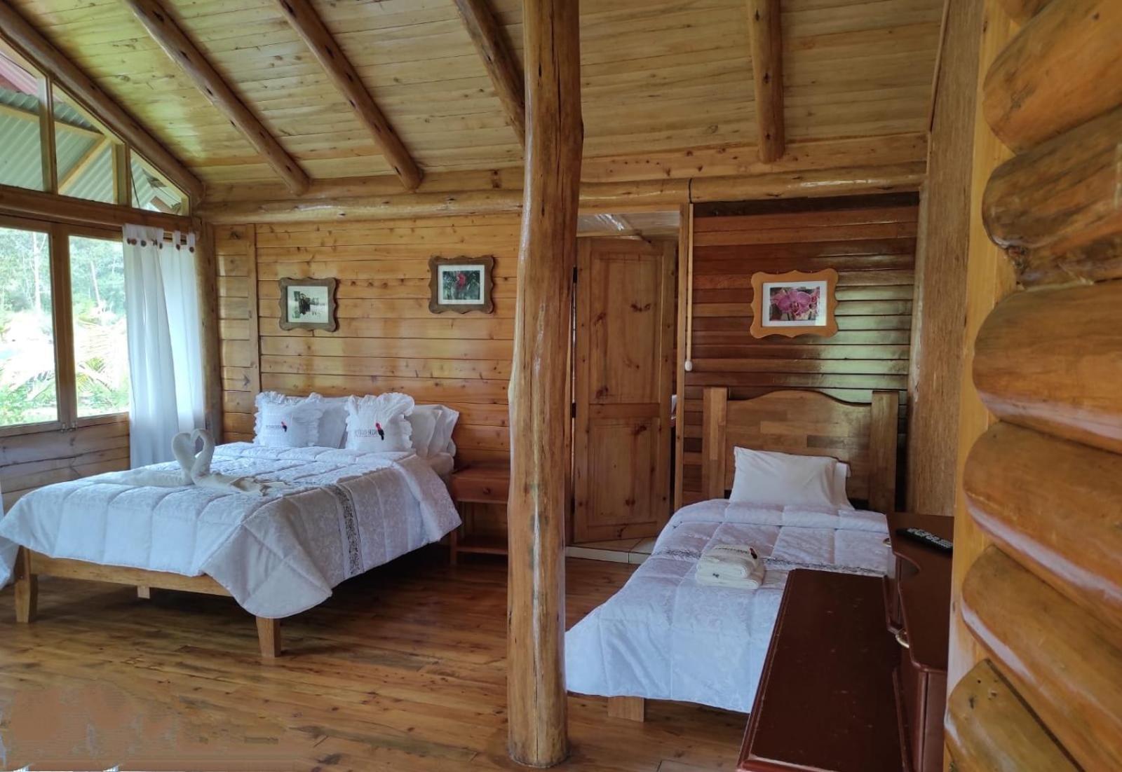 HASSINGER RANCH Cabañas Oxapampa Habitación foto