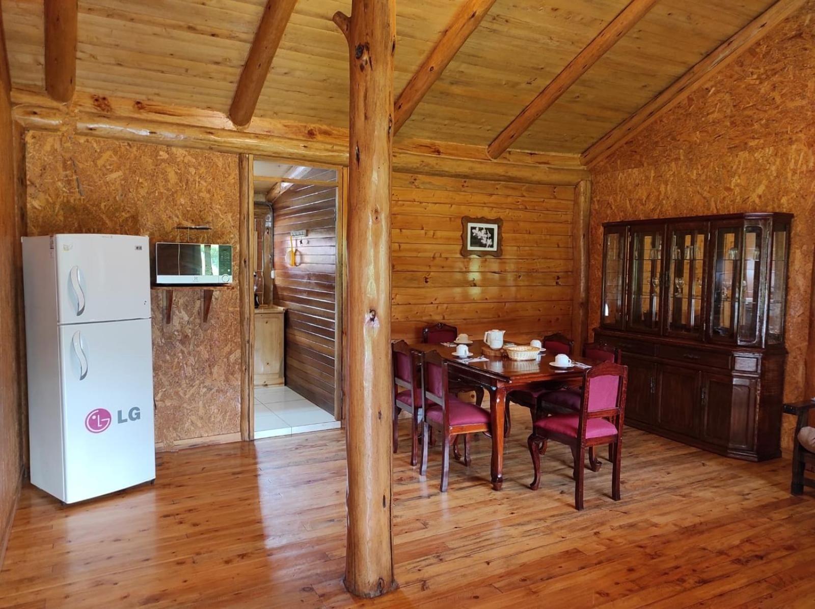 HASSINGER RANCH Cabañas Oxapampa Habitación foto