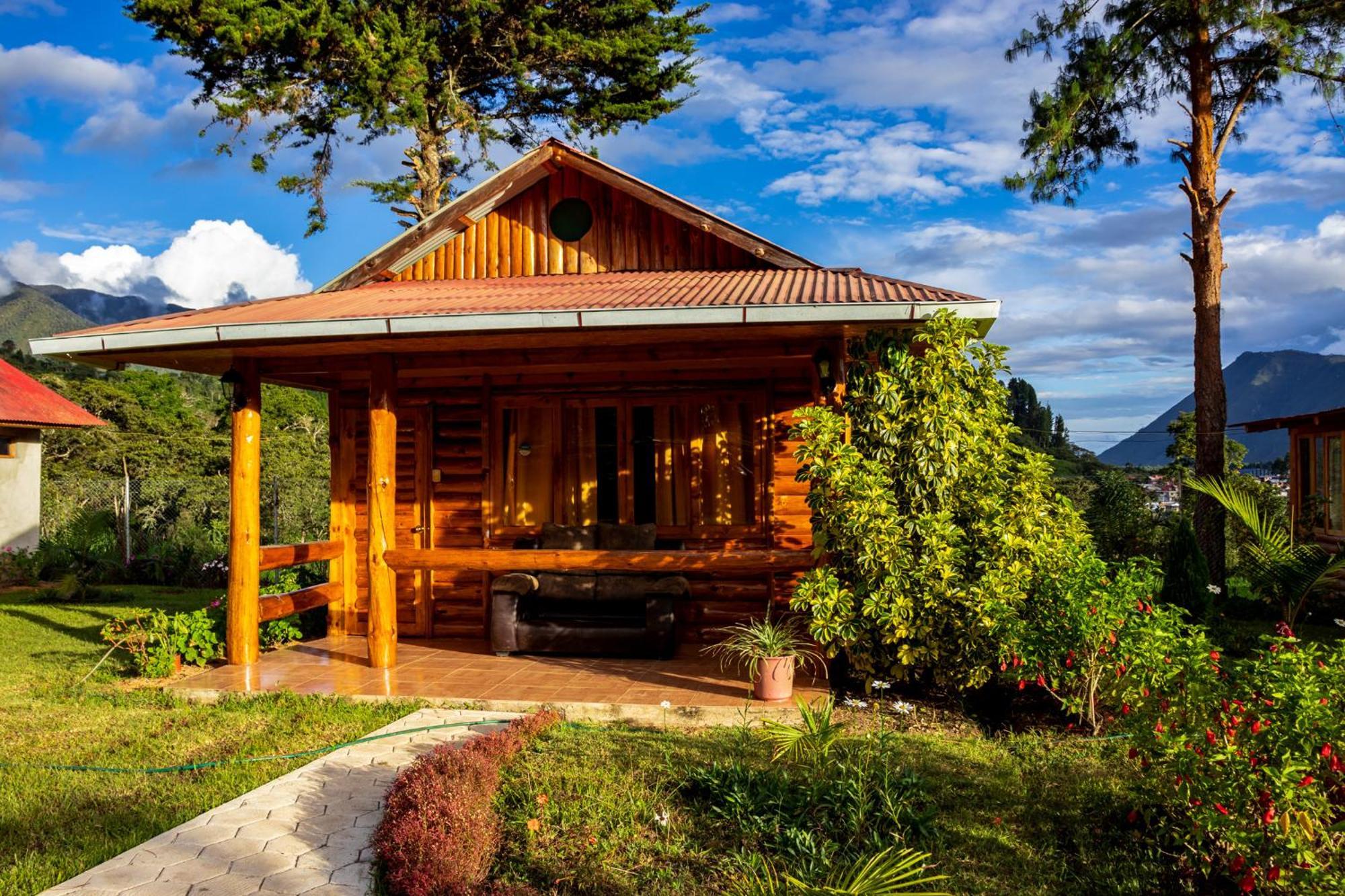 HASSINGER RANCH Cabañas Oxapampa Exterior foto
