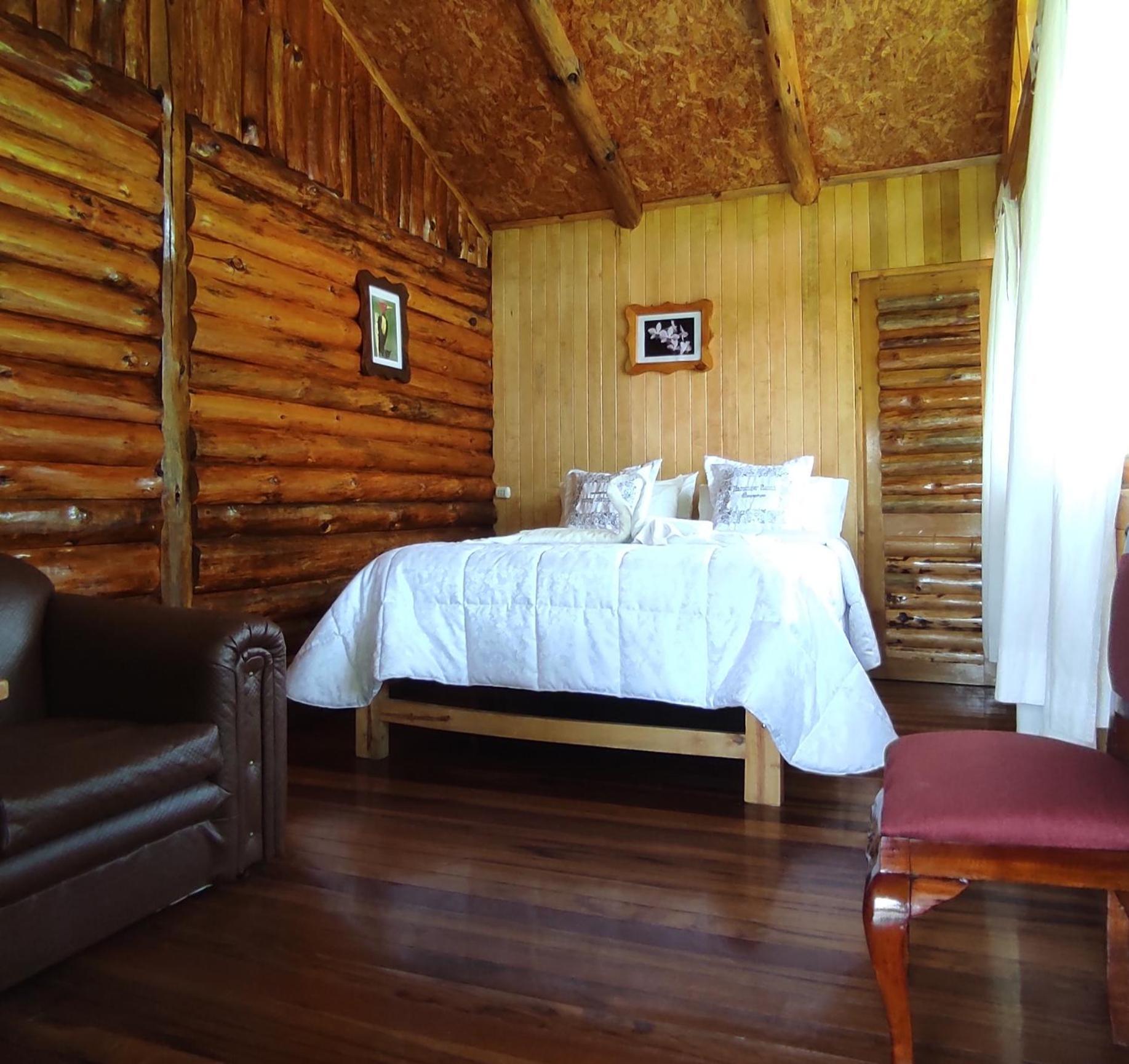 HASSINGER RANCH Cabañas Oxapampa Habitación foto