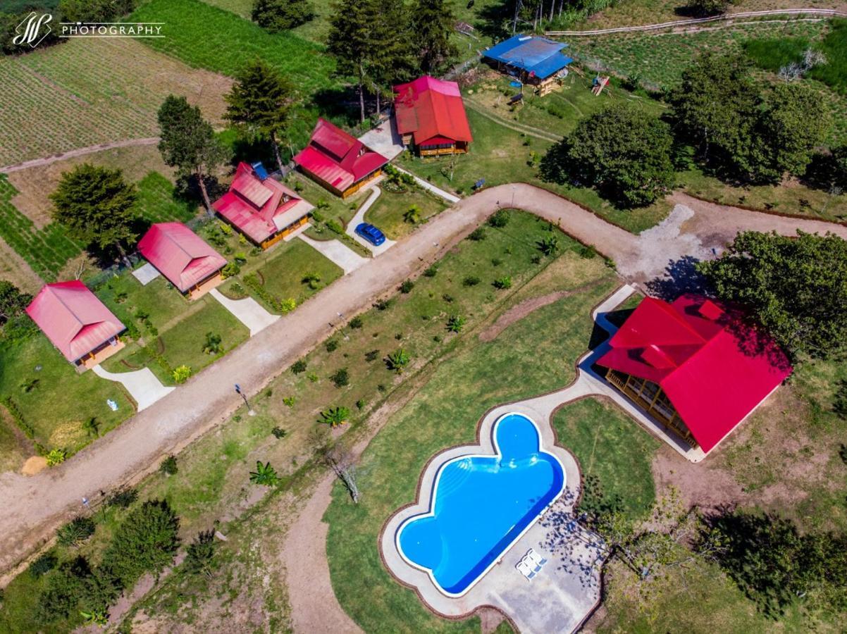 HASSINGER RANCH Cabañas Oxapampa Exterior foto